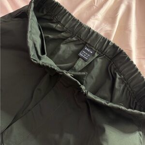 SHEIN Dark Green Elastic Waist Pants